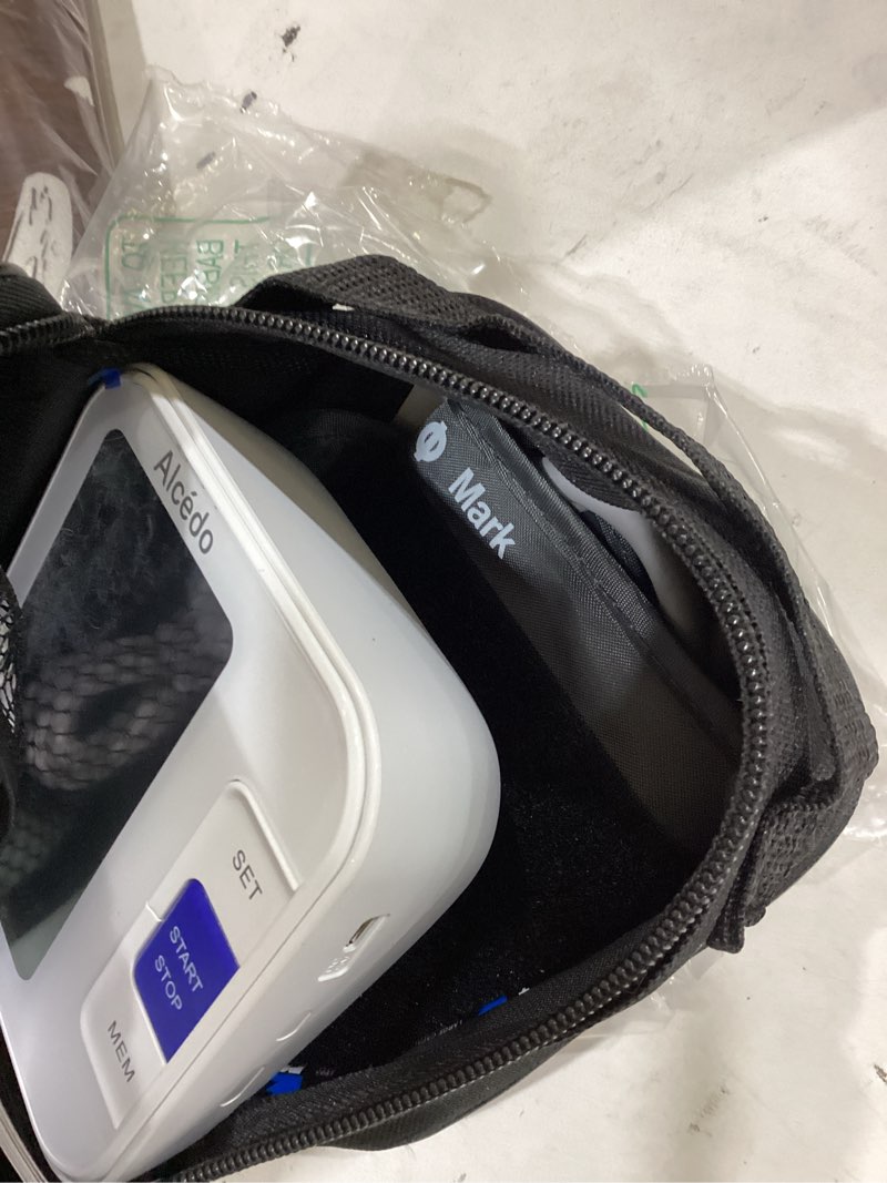 Condition photo showing New/Like New for Untitled Item