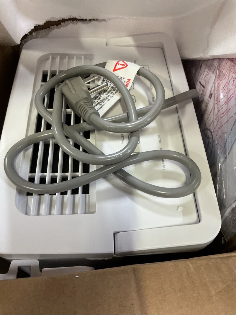 Condition photo showing Good Condition for deverse max 25 pints dehumidifier for home/bedroom/basement, 3000 sq.ft coverage, with drain hose, smart humidity control & large tank