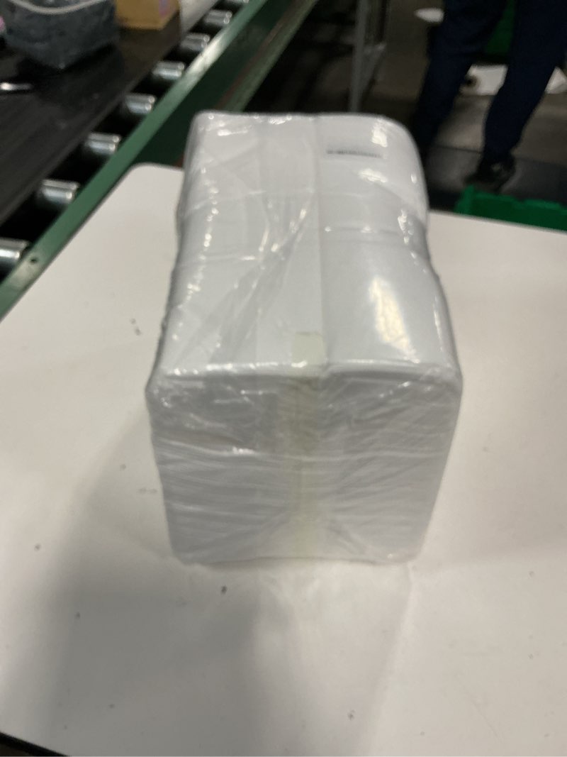 Condition photo showing New/Like New for disposable massage table sheets 31.5" x 74.9" 100pcs -massage bed cover - non-woven fabric oil-waterproof,comfortable, thick and durable, soft, latex-free, disposable waterproof sheets (white)