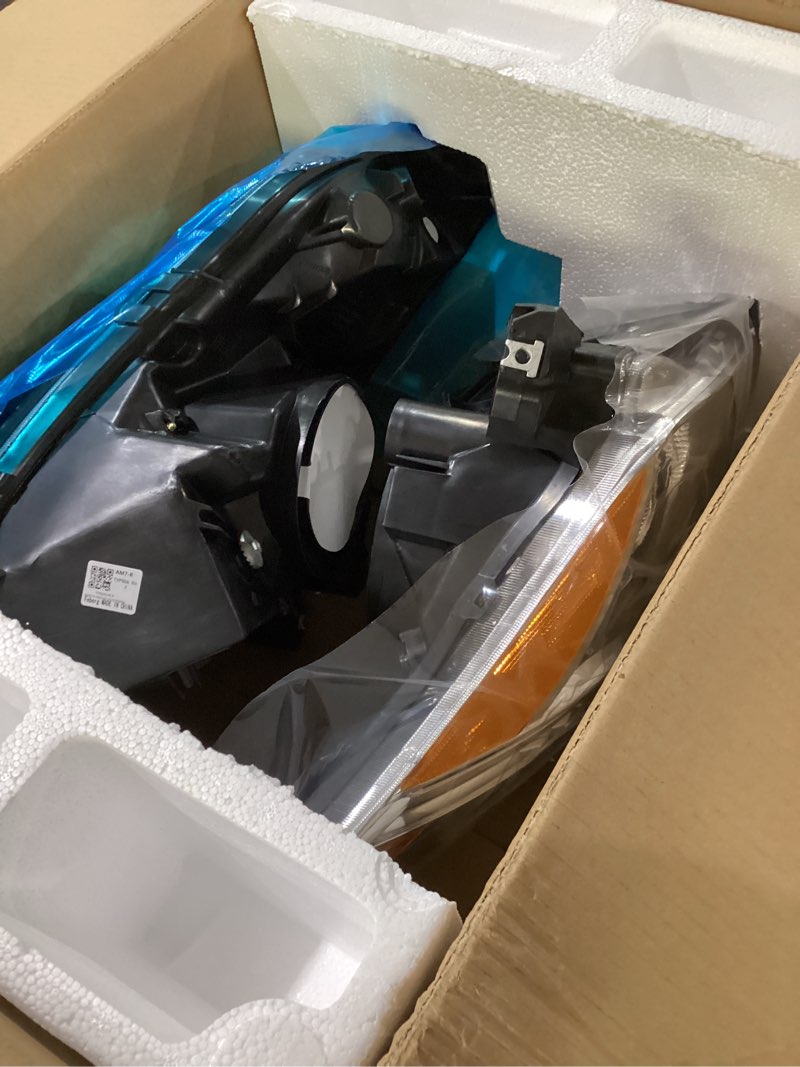 Condition photo showing Good Condition for for 2001-2003 toyota rav4 non-sport halogen headlight w/o bulbs | oe 81150/42190, chrome housing, ip67, plug & play, amber reflector, clear lens, sealed, uv resistant