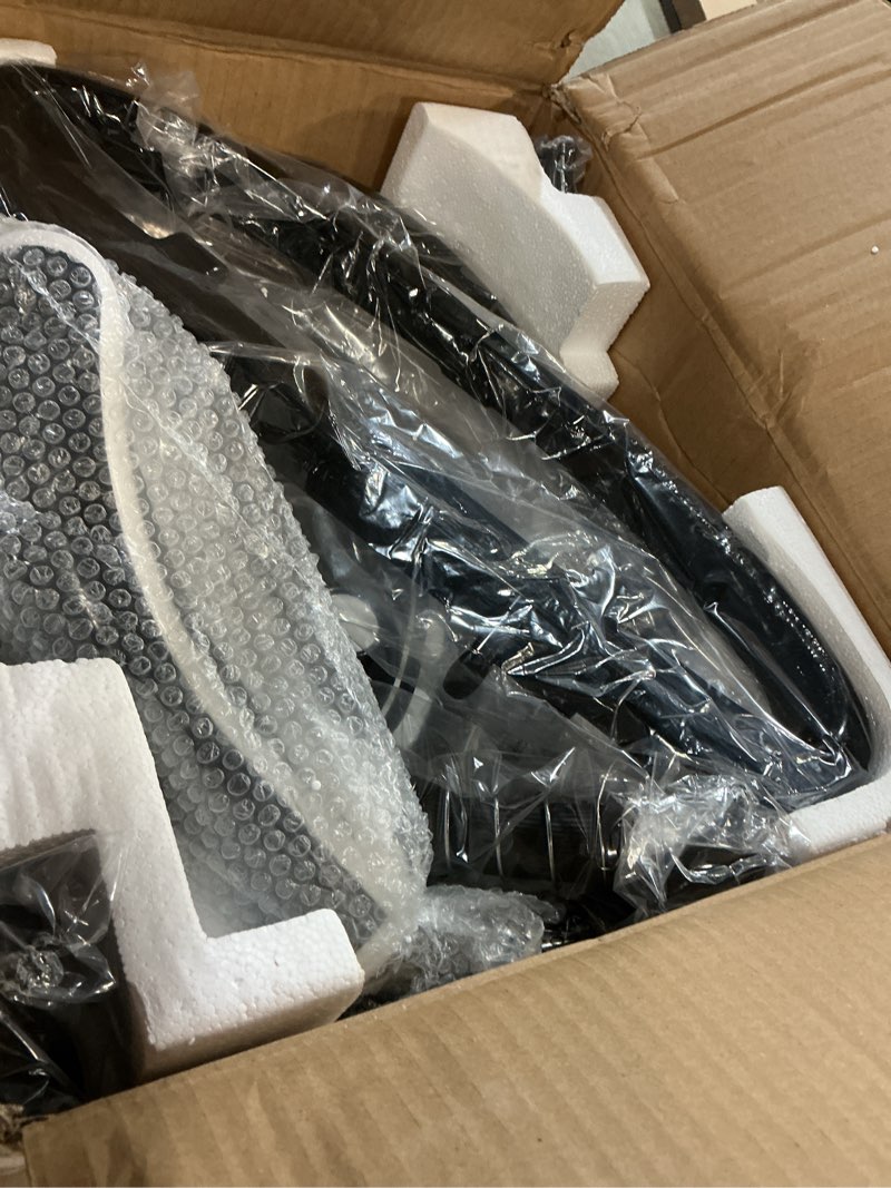 Condition photo showing Good Condition for steamer for clothes, 1500w standing garment steamer with 35s fast heating, 2.5l water tank for 1.5h steaming, adjustable height stand with clothes hanger, professional wrinkle removal