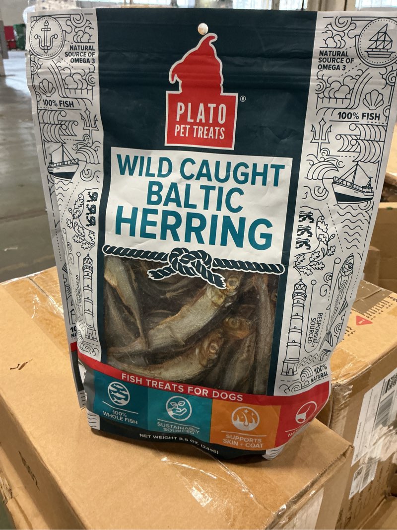 Condition photo showing New/Like New for Best by 04/15/2026 Plato Pet Treats Fish Dog Treats - Air-Dried, Single Ingredient Dog Treat - with Omega 3 & 6 Fatty Acids to Support Skin and Coat - 100% Whole Fish - Wild Caught Baltic Herring Dog Treats - 8.5 oz