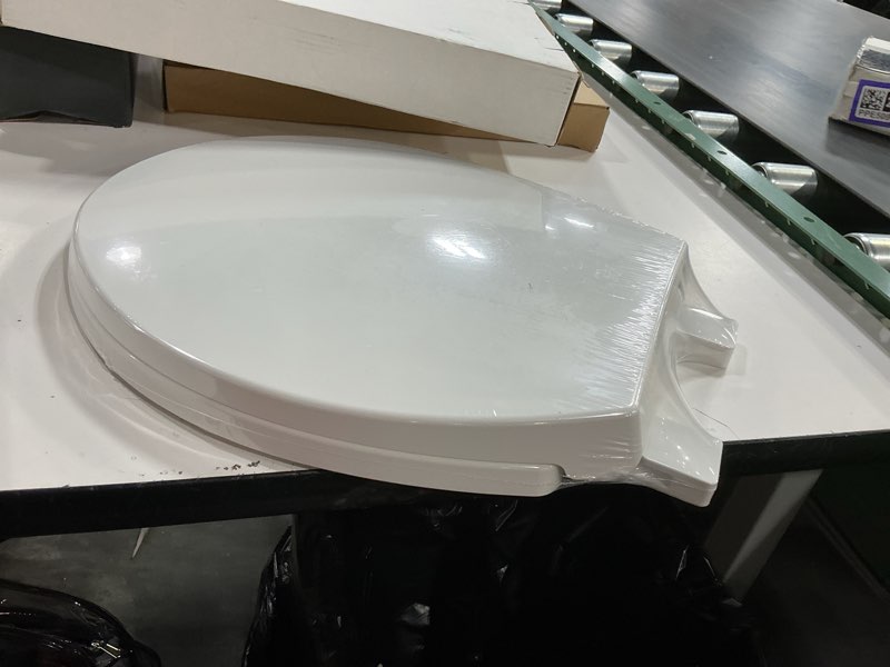 Condition photo showing New/Like New for round toilet seat, standard 16.5” slow/soft close round toilet seat for round toilets, no-slam quiet-close lid, easy-to-install, white, durable never-loosen design white round(standard)