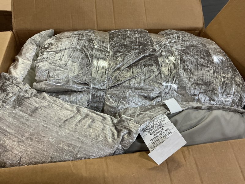 Condition photo showing Good Condition for riverbrook home turin comforter set, king, silver, 7 piece set silver king