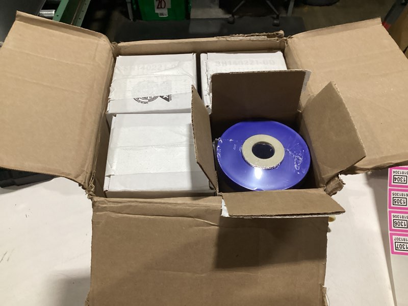 Condition photo showing New/Like New for pentair pentek ep-20bb big blue carbon block water filter, 5 micron 20" x 4.5" pack of 4