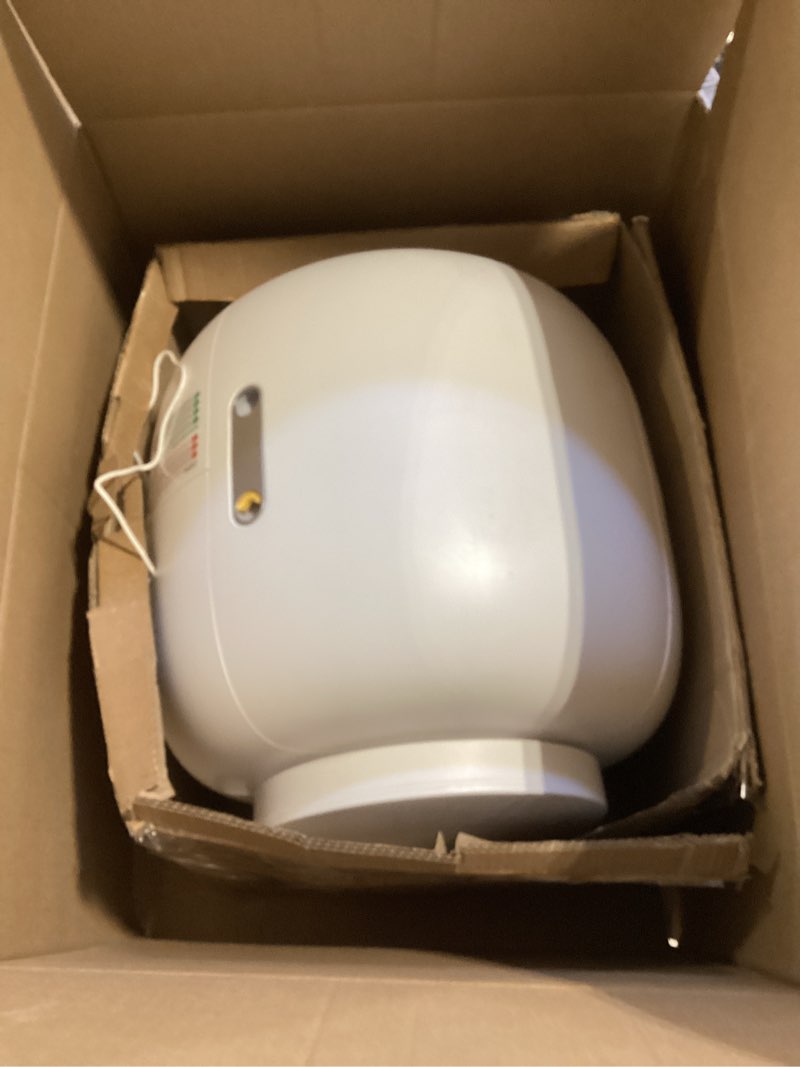 Condition photo showing Good Condition for petcove self cleaning automatic litter box for multi cat - xl capacity/quiet operation/odor control/anti-pinch safety/easy app control with ultra fast 5 ghz wi-fi - includes litter bag liners white 3