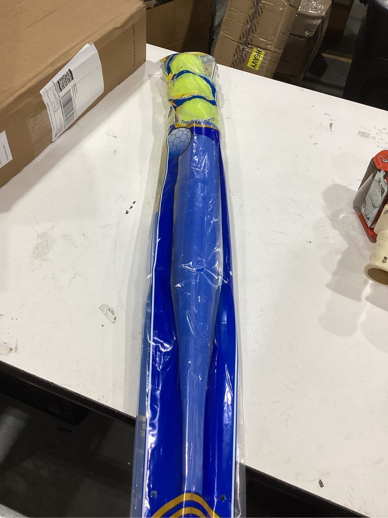 Condition photo showing Good Condition for blitzball starter pack - includes (3) blitz balls & 1 power bat