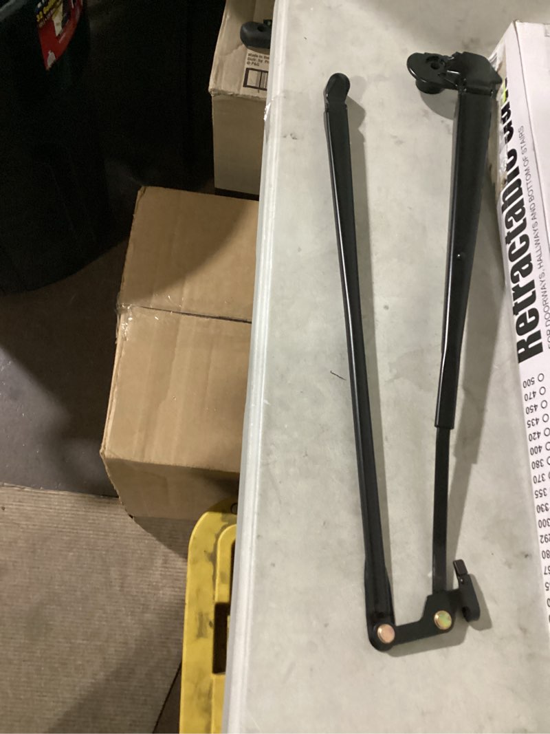 Condition photo showing As Is for new front right wiper arm fits for toyota vitz ksp130 yaris ncp130 85211-52520