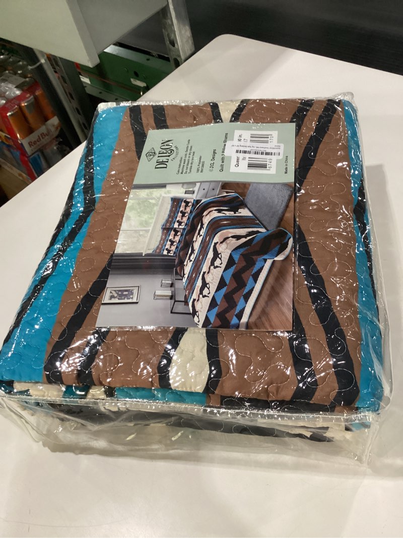 bestgiftever quilt queen size with unique southwest galloping horses print design, cabin, ranch, and lodge style quilted bedspread coverlet, 3-piece rustic bedding set with quilt and 2 pillow shams