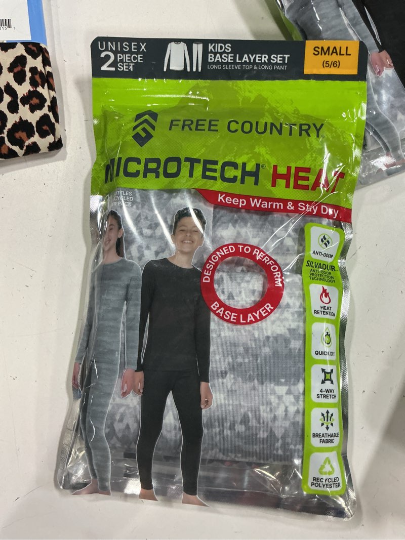 Condition photo showing New/Like New for free country youth unisex 2 piece base layer long sleeve and pant set (heather charcoal, s (5/6))