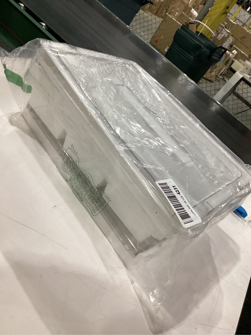 Condition photo showing Good Condition for shelves