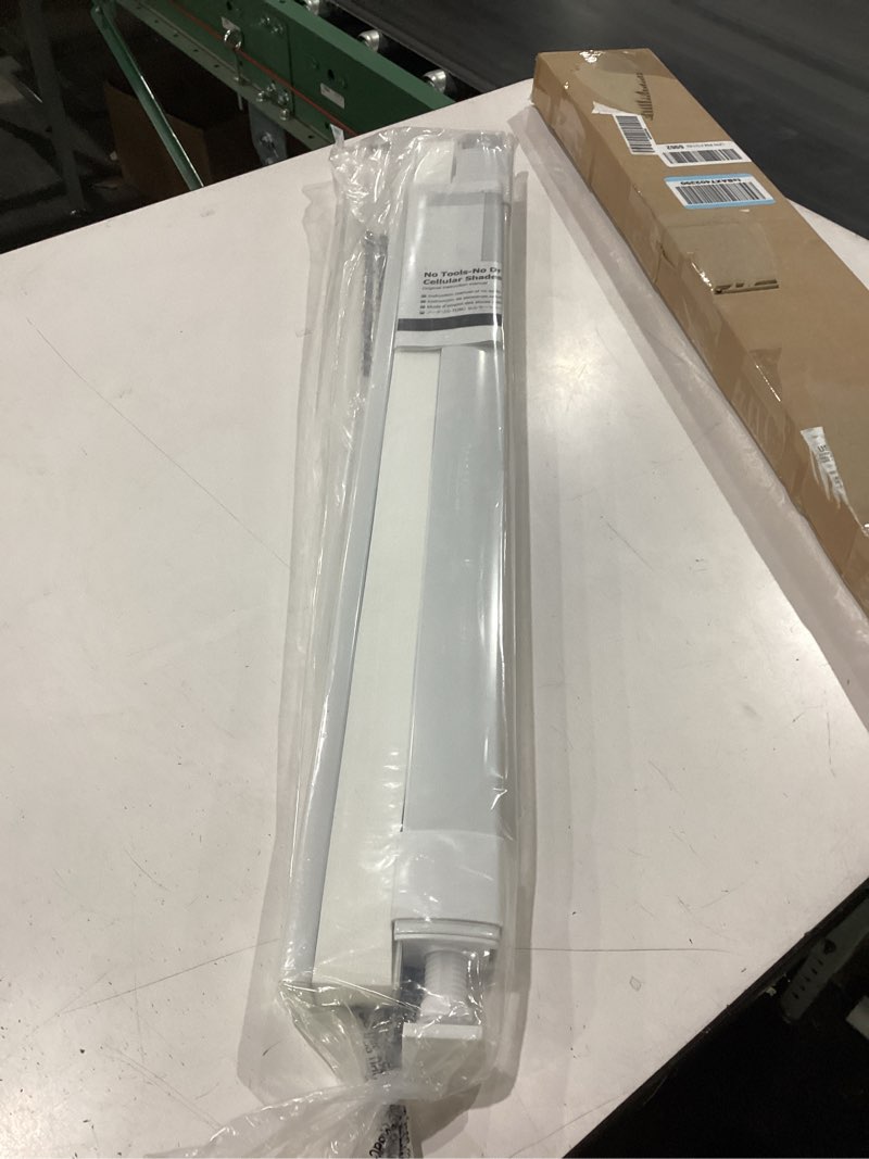 Condition photo showing New/Like New for blindsavenue cellular honeycomb cordless polyester shade, 9/16" single cell, light filtering, white, size: 27" w x 72" h white 27"w x 72"h