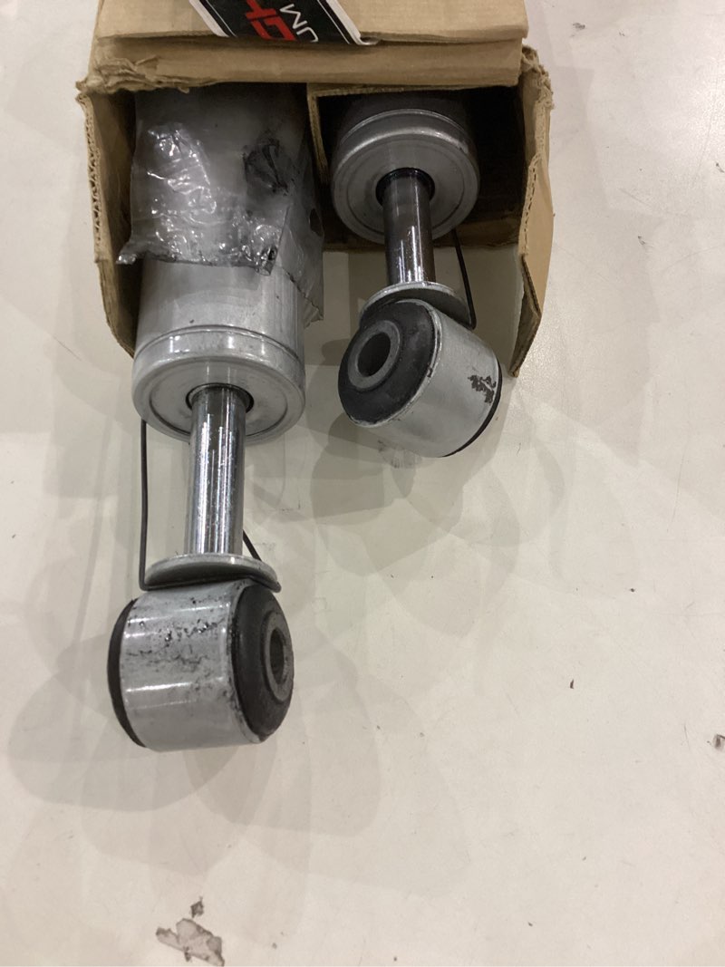 Condition photo showing As Is for Rough Country 2.5-6" N3 Rear Shock Absorbers for 15-22 Colorado/Canyon - 23141_E