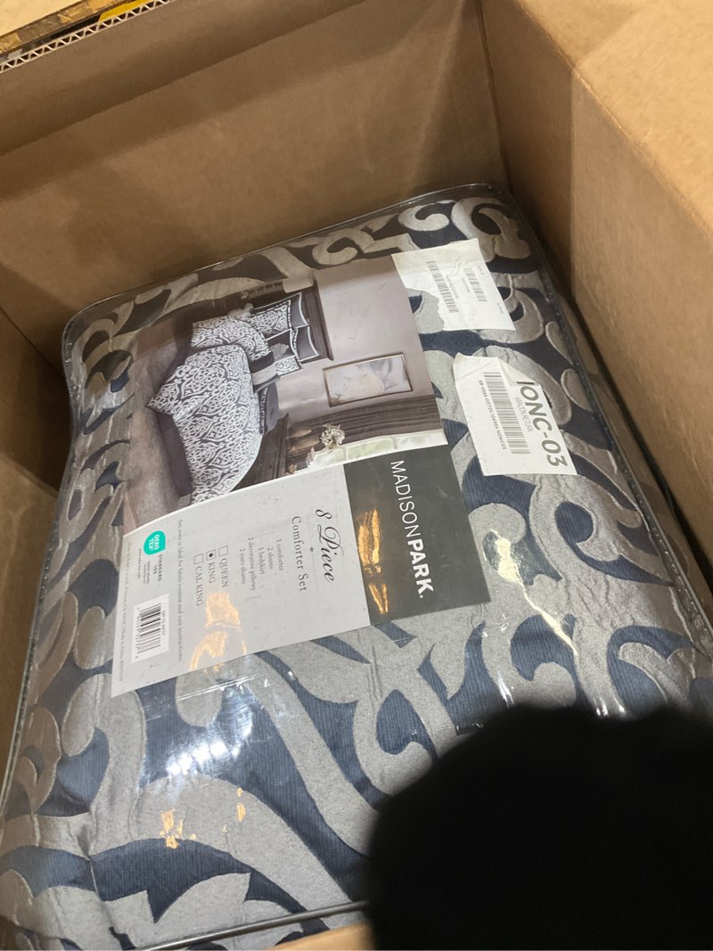 Condition photo showing Good Condition for madison park odette cozy comforter set jacquard damask medallion design - modern all season, down alternative bedding, shams, decorative pillows, king(104 in x 92 in), navy 8 piece