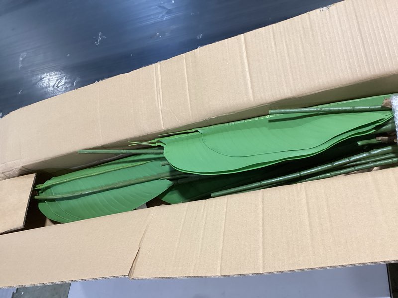 Condition photo showing Good Condition for artificial bird of paradise plant 6 ft tall fake banana leaf plant for indoors and outdoors,faux palm tree with plastic pot for office and home decor,l180