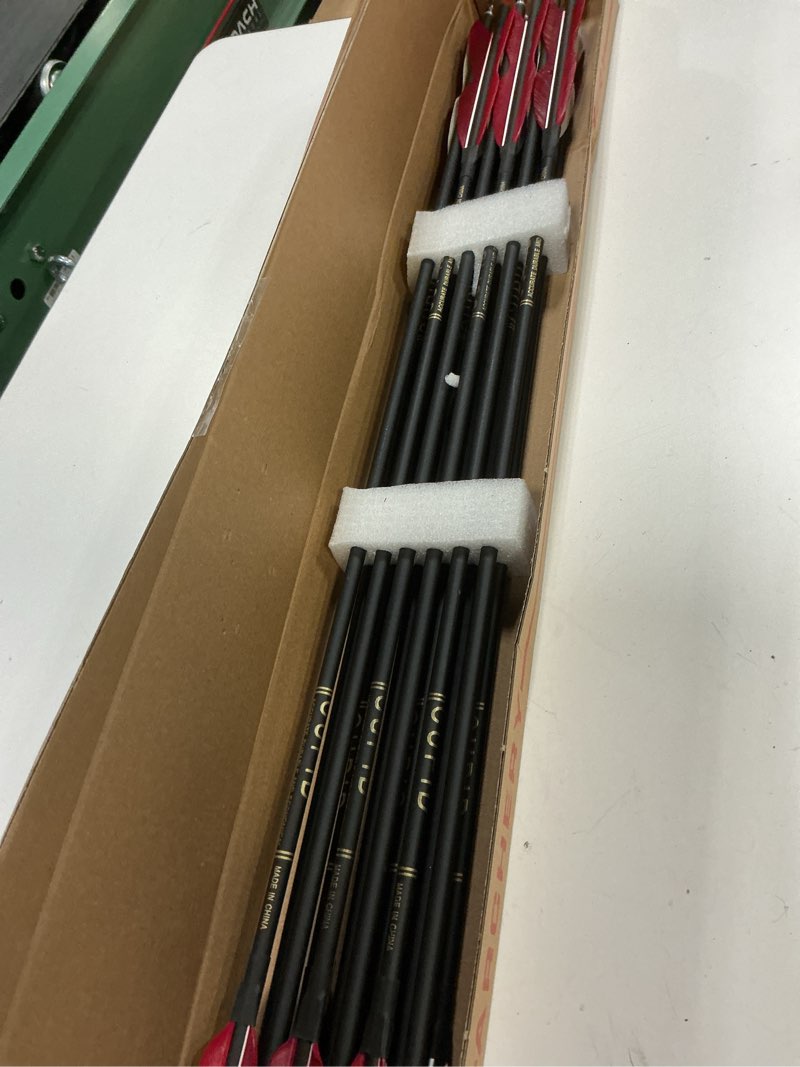 Condition photo showing Good Condition for 31" Carbon Hunting Arrows Archery Target Practice Arrows with 5" Turkey Feathers Spine 500 for Recurve Bow and Compound Bow(Pack of 12) 7.8MM Red