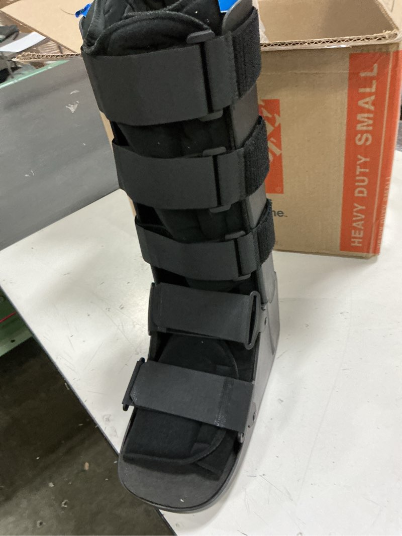 Condition photo showing Good Condition for United Ortho USA14007 Cam Walker Fracture Boot, Large, Black