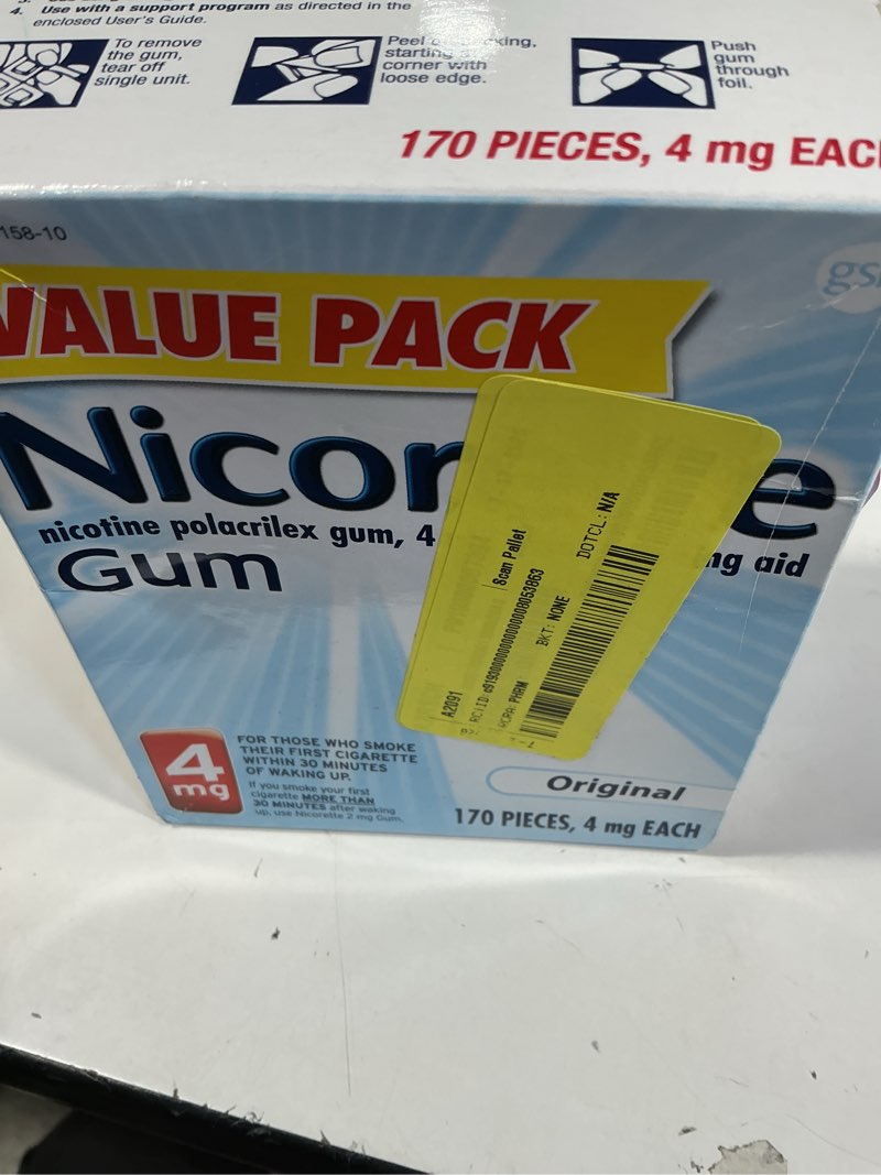 Condition photo showing New/Like New for nicorette niotine 4mg gum, 170 ct, original