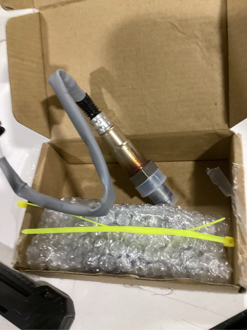 Condition photo showing New/Like New for 2pcs oxygen o2 sensor 12701634 upstream downstream compatible with 2016-2019 chevy cruze, spark trax,2016-2022 buick encore, 1.4l 1399cc, malibu equinox volt, gmc terrain 1.5l, replace # 12701634