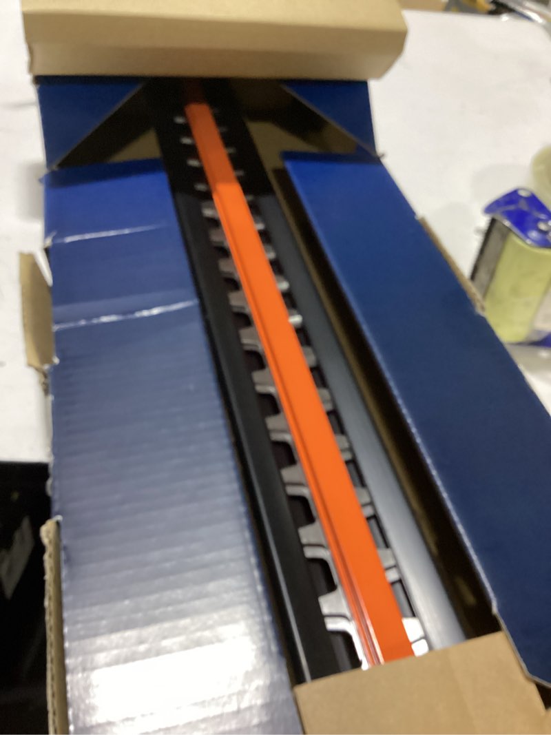Condition photo showing Good Condition for hart 40-volt 24-inch cordless hedge trimmer kit  (1) 2.5ah lithium-ion battery