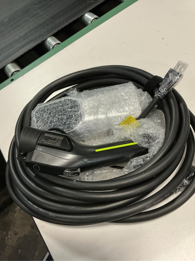 Condition photo showing As Is for portable quality ev charger type 2 - schuko 230v (for: the chery tiggo 7)