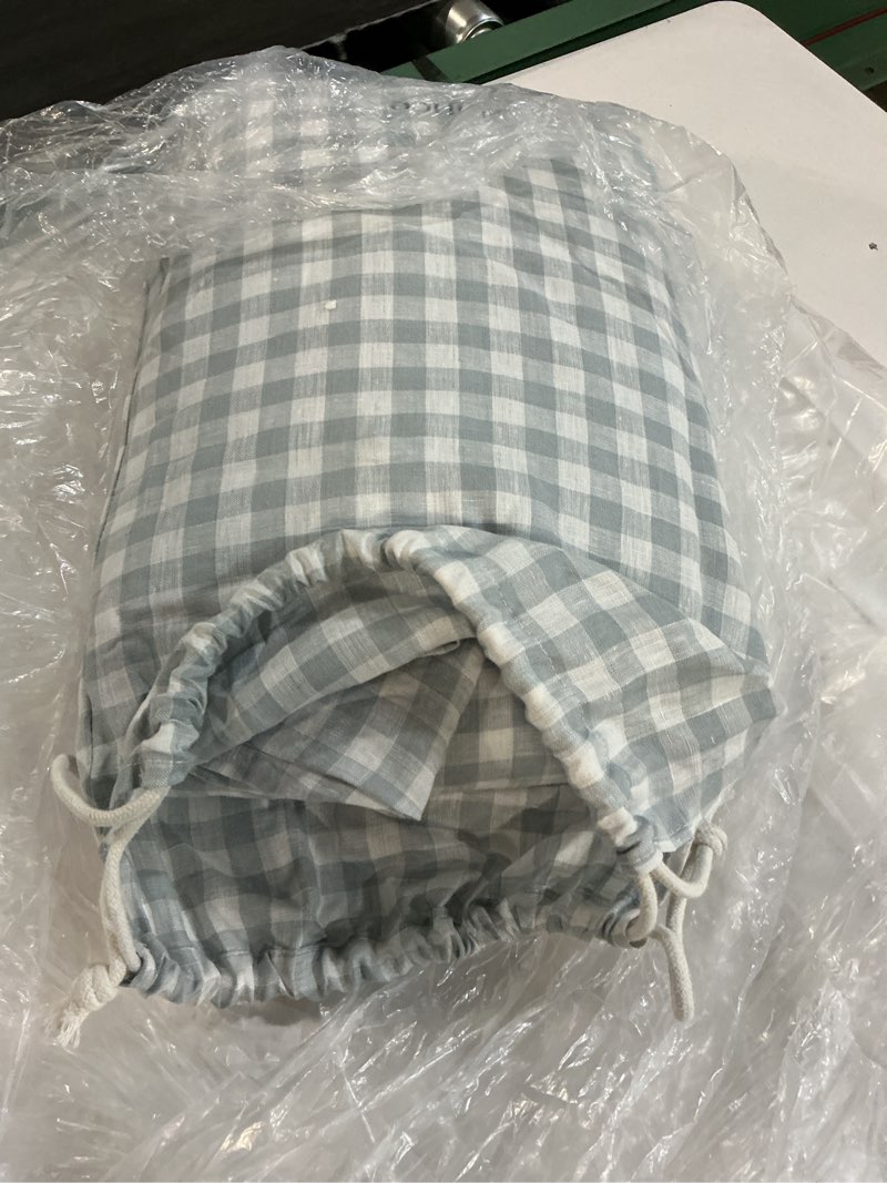 Condition photo showing Good Condition for quince european linen duvet cover set, full/queen, blue fog gingham