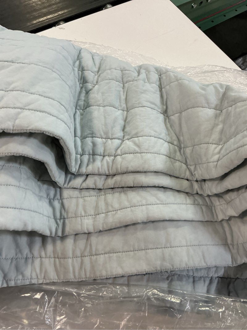 Condition photo showing Good Condition for organic cotton stripe stitch quilt, full/queen, light blue