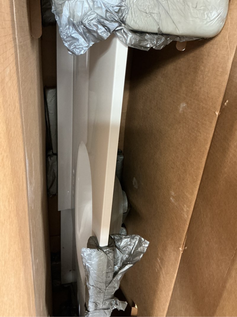 Condition photo showing Good Condition for project source cultured marble vanity tops 61-in x 22-in white cultured marble integral single sink 3-hole bathroom vanity top