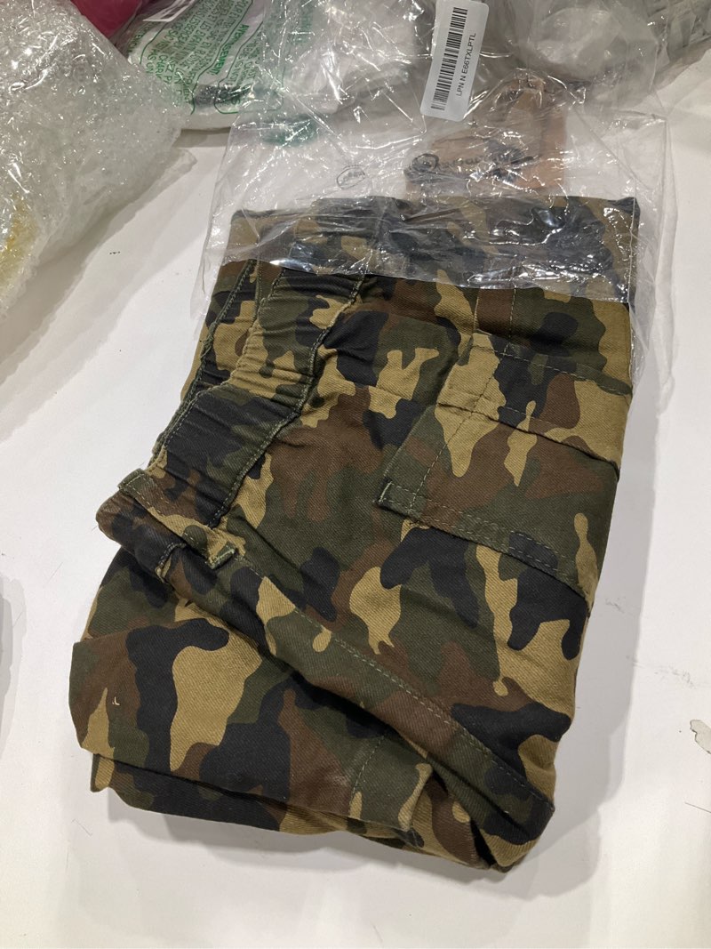 Condition photo showing Good Condition for eddoyee bermuda cargo shorts for women casual long knee length high waisted stretch wide leg relaxed fit b camo x-large