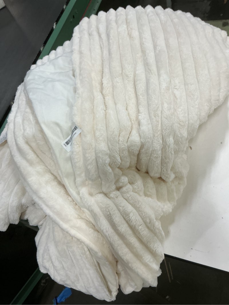 Condition photo showing As Is for bedelite fleece full comforter set -super soft & warm fluffy cream white bedding, luxury fuzzy heavy bed set for winter with 2 pillow cases cream white full