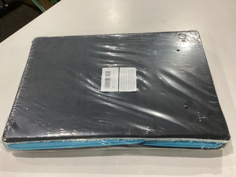 Condition photo showing New/Like New for henkelion large cat carriers dog carrier pet carrier for large cats dogs puppies up to 25lbs, big dog carrier soft sided, collapsible travel puppy carrier - large - blue 20.0"l x 13.0"w x 13.0"h blue