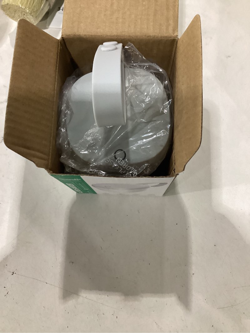 Condition photo showing Good Condition for grownsy pacifier sanitizer portable, uv light sanitizer on the go for baby, usb charging sanitizer case, mini pacifier sanitizer 99.99% cleaned in 59 seconds (white)