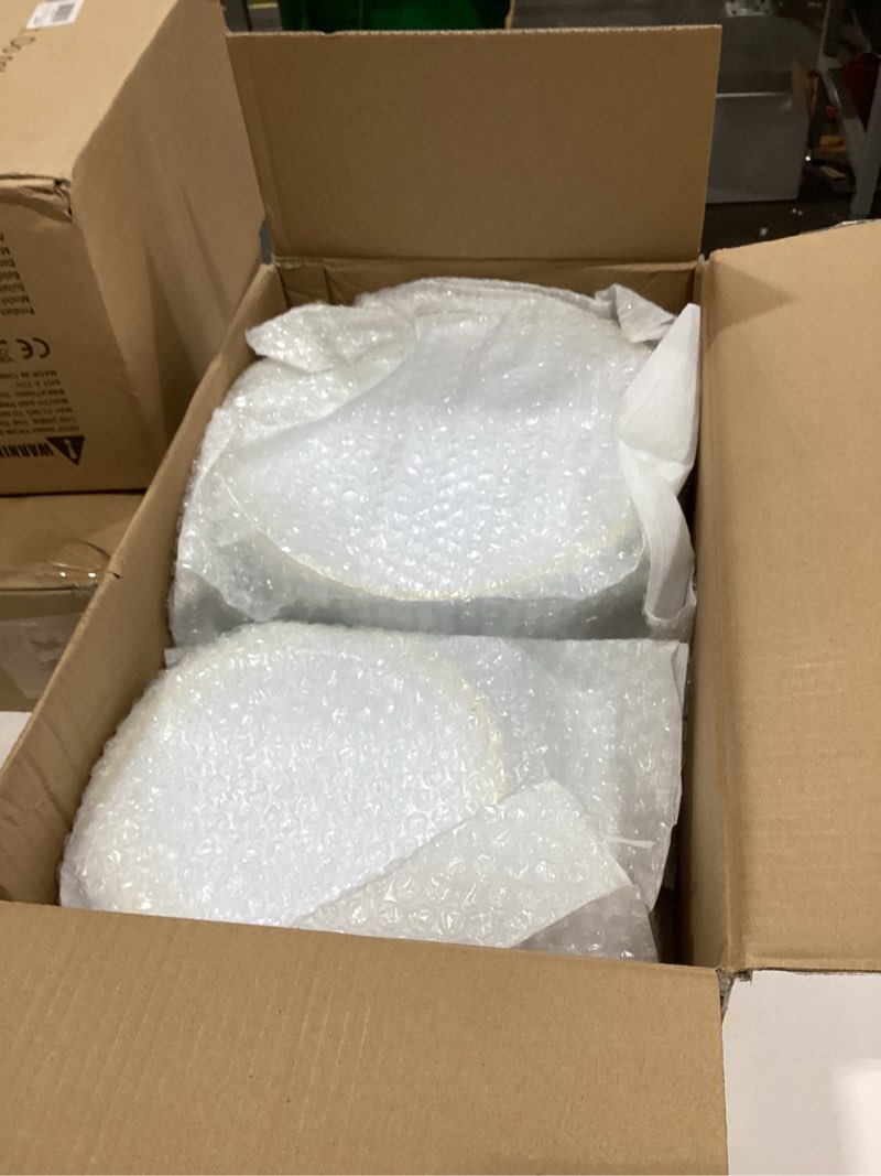 Condition photo showing New/Like New for BESTVIP 200PCS Gold Plastic Plate, Disposable Party Plates with 100 Dinner Plates and 100 Dessert Plates, Plastic Plates for Party, Wedding and Birthday