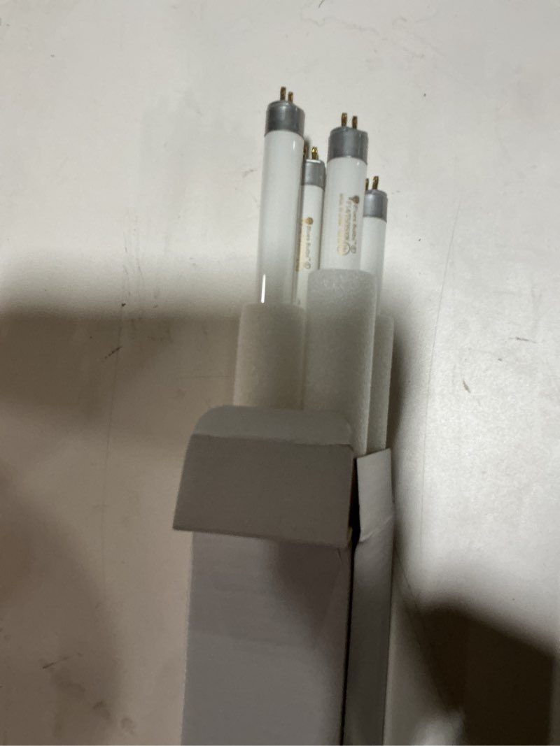Condition photo showing Good Condition for Bluex Bulbs 4 Pack F14T5/835 14W 22 Inch T5 Fluorescent Tube Light Bulb 3500K Warm White Mini Bi-Pin (G5) Base Straight Tube Light Bulb