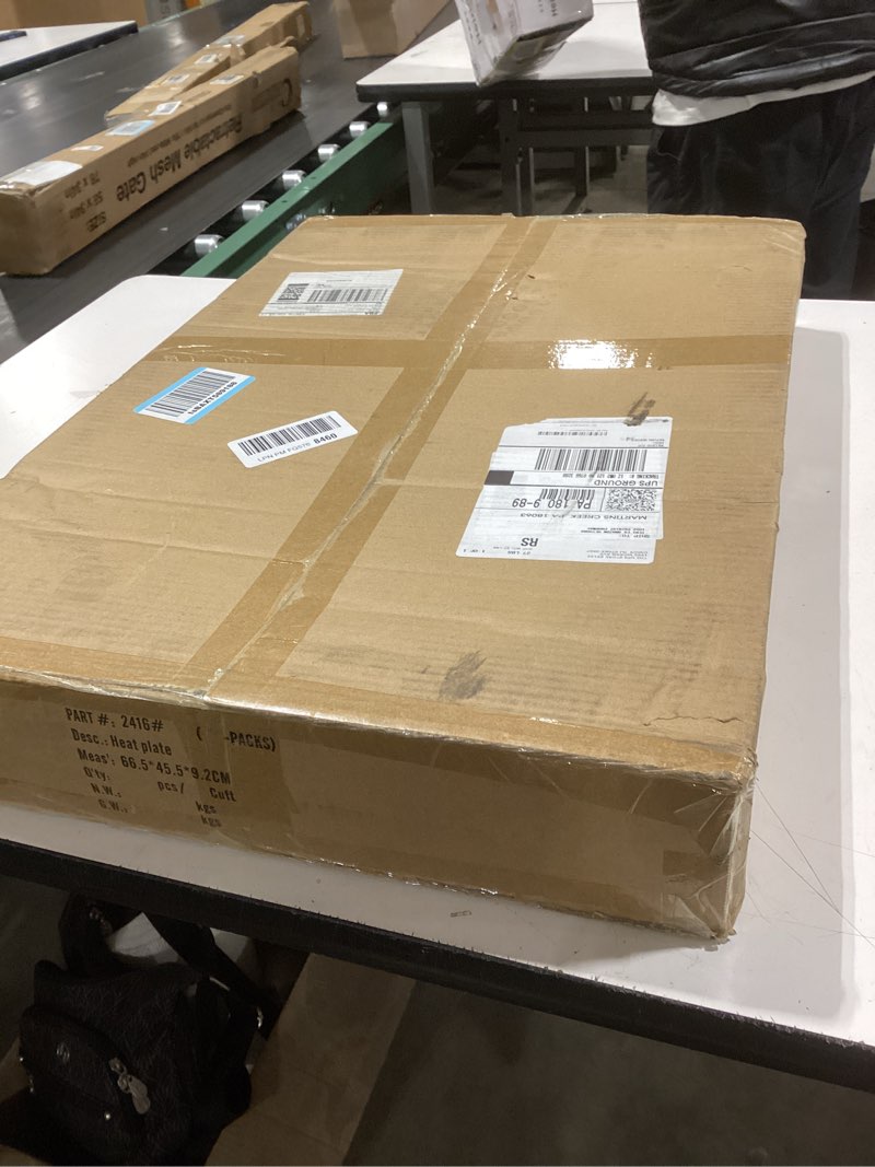 Condition photo showing New/Like New for 24" x 16" reversible cast iron griddle for camp chef, flat top plate for gas/stove/charcoal/propane grill, universal 4 burner stove top griddle for outdoor cooking & camping accessories 24" x 16" x 1"