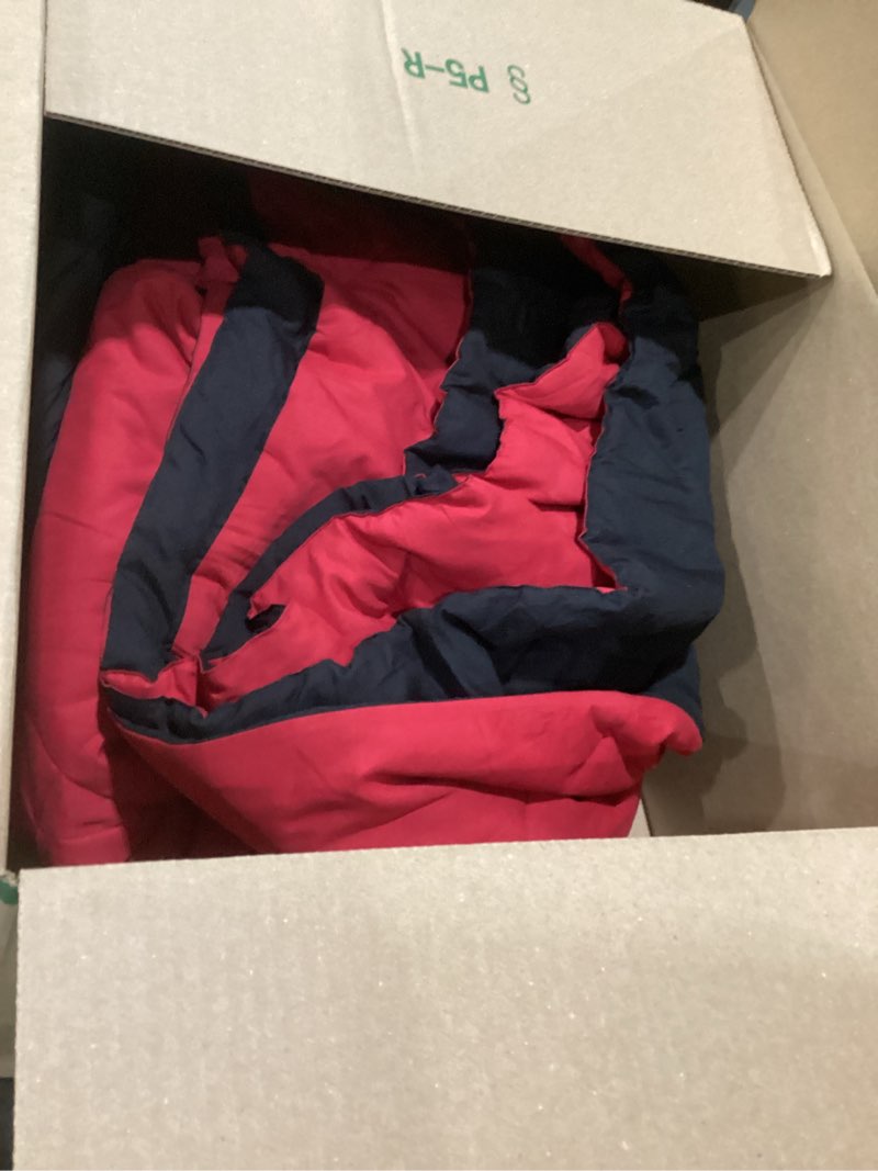 Condition photo showing As Is for fuanna comforter reversible
