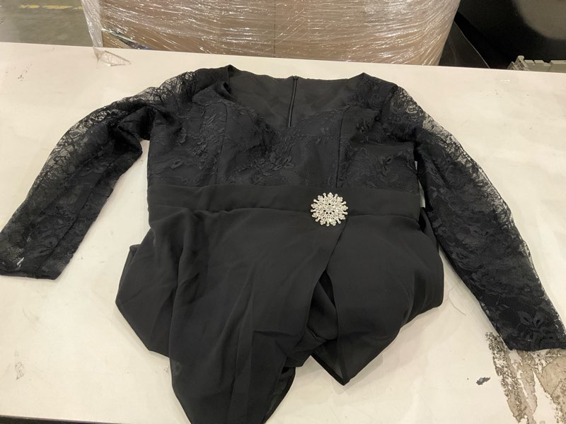 Condition photo showing New/Like New for Lace Applique Mother of The Bride Dresses Evening Gowns Sequin Scoop Neck High Low Prom Dress LZY878 16 Black
