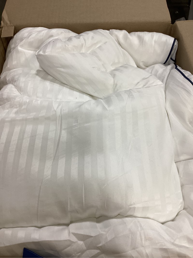 Condition photo showing Good Condition for bedlore queen mattress topper, thick pillow top bed cover for back pain relief, soft mattress pad with deep pockets 6-18 inch white queen