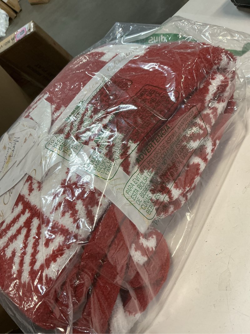 Condition photo showing Good Condition for WDCOZY Chunky Cable Knit Throw Blanket Super Soft Warm Knitted Throw Blanket for Couch, Sofa, Chair, Bed Lightweight Breathable Cozy Comfortable Home Decorative Camel Tan Beige 50x60 Inches Beige Throw (50\" x 60\")(similar)