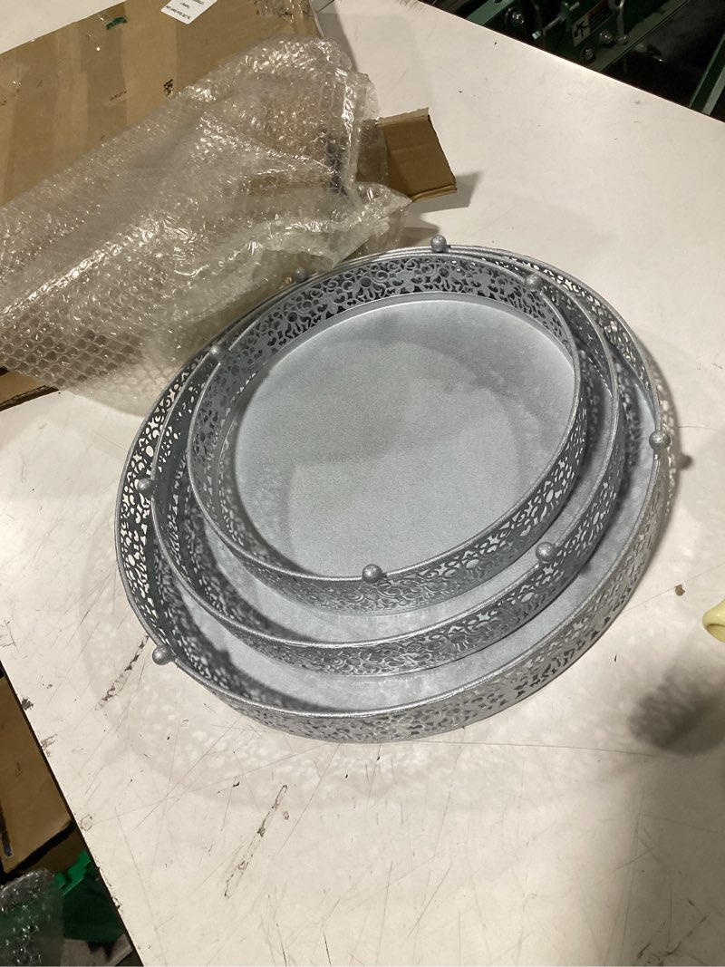 Condition photo showing New/Like New for wenqik 3 pcs cake stand 16'' 14'' 12'' round metal cake stand bases display holder cookies serving tray display plate cupcake dessert pastry riser for wedding birthday party(vintage style, white) white vintage style
