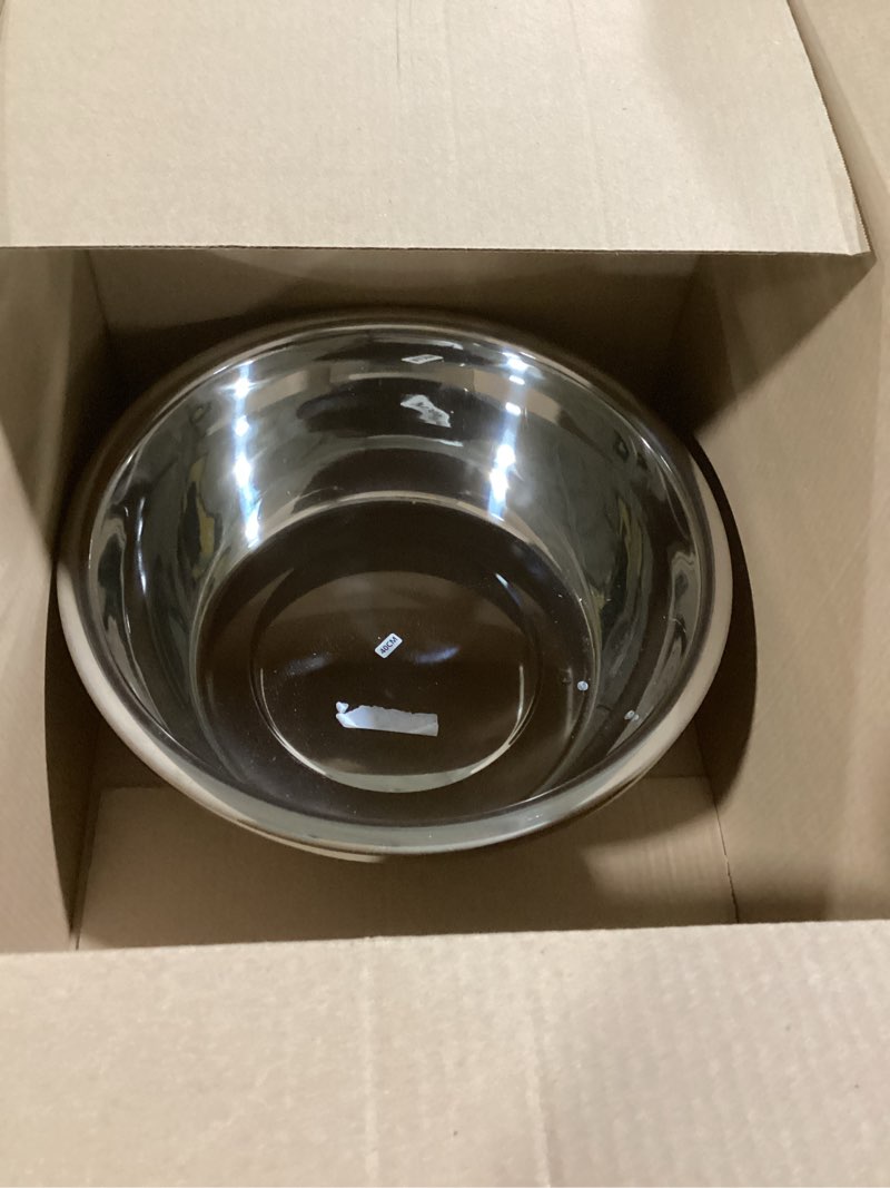 Condition photo showing Good Condition for meleg otthon Stainless Steel Mixing Bowl, Stainless Steel Basin, 18.5QT Mixing Bowls,Heavy Duty Deeper Edge Mirror Finish Dishwasher Safe Bowl(15.74'' diameter x 6.02''high)