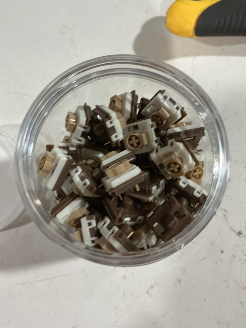 Condition photo showing New/Like New for gateron ks-33 low profile chocolate keyboard switches, tactile 55gf 3 pin rgb led factory pre-lubed for mx mechanical keyboard (110)