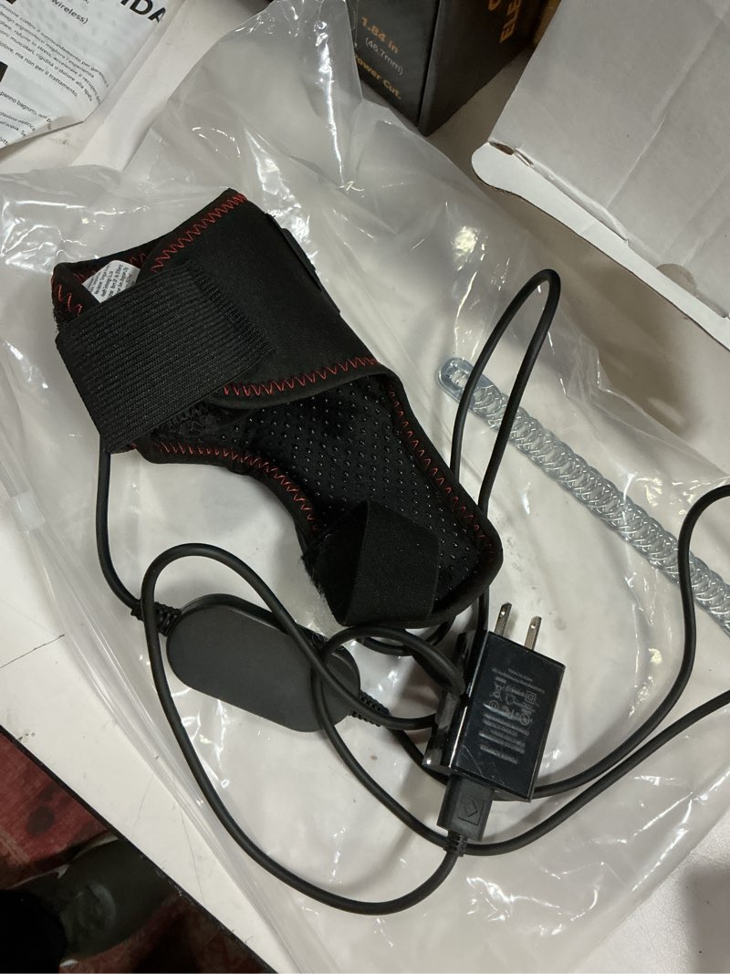 Condition photo showing Good Condition for Hand Massage Heating Pad, Can Relieve Pain, Suitable for Mouse Hands, Tenosynovitis, Wrist Heating Pad, Adjustable Vibration and Heating Settings, Office/Home Hot Compress Tool (Black)