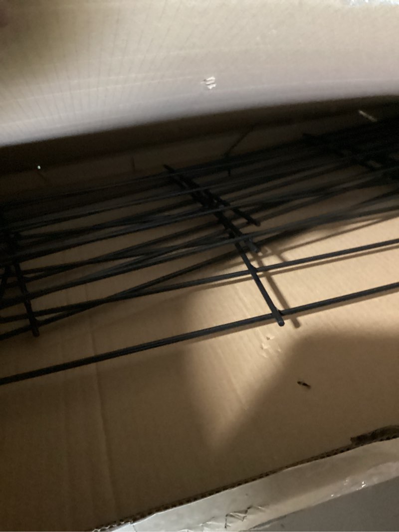 Condition photo showing Good Condition for thealyn 4 pack 32" metal plant trellis for pots & garden beds, rustproof support for indoor outdoor climbing plants, vines, flowers, fan shaped, black