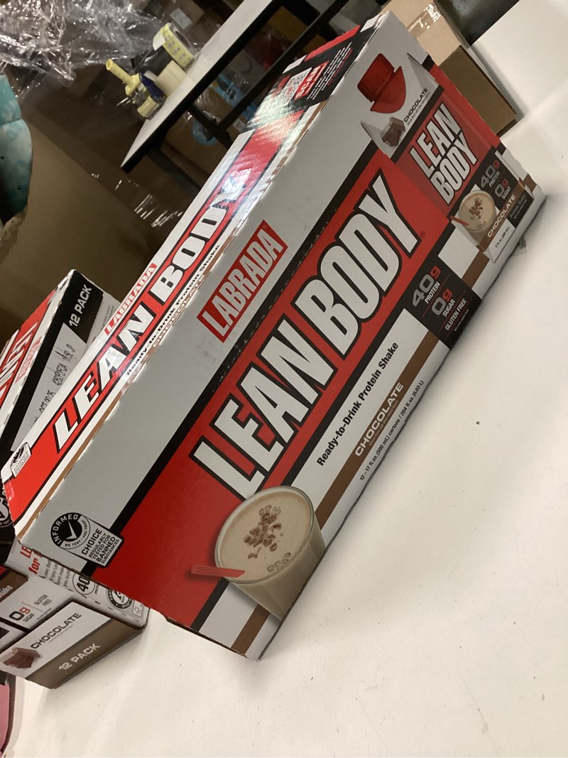 Condition photo showing New/Like New for Labrada Lean Body Ready-to-Drink Chocolate Protein Shake, 40g Protein, Whey Blend, 0 Sugar, Gluten Free, 22 Vitamins & Minerals, LABRADA, 17 Fl Oz (Pack of 12) Chocolate 204 Fl Oz (Pack of 1)