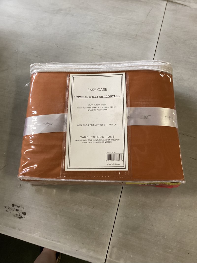 https://lotting-media.assets.bidfta.com/lotting_566bae41-4890-44a3-88ca-82b4e0b21276