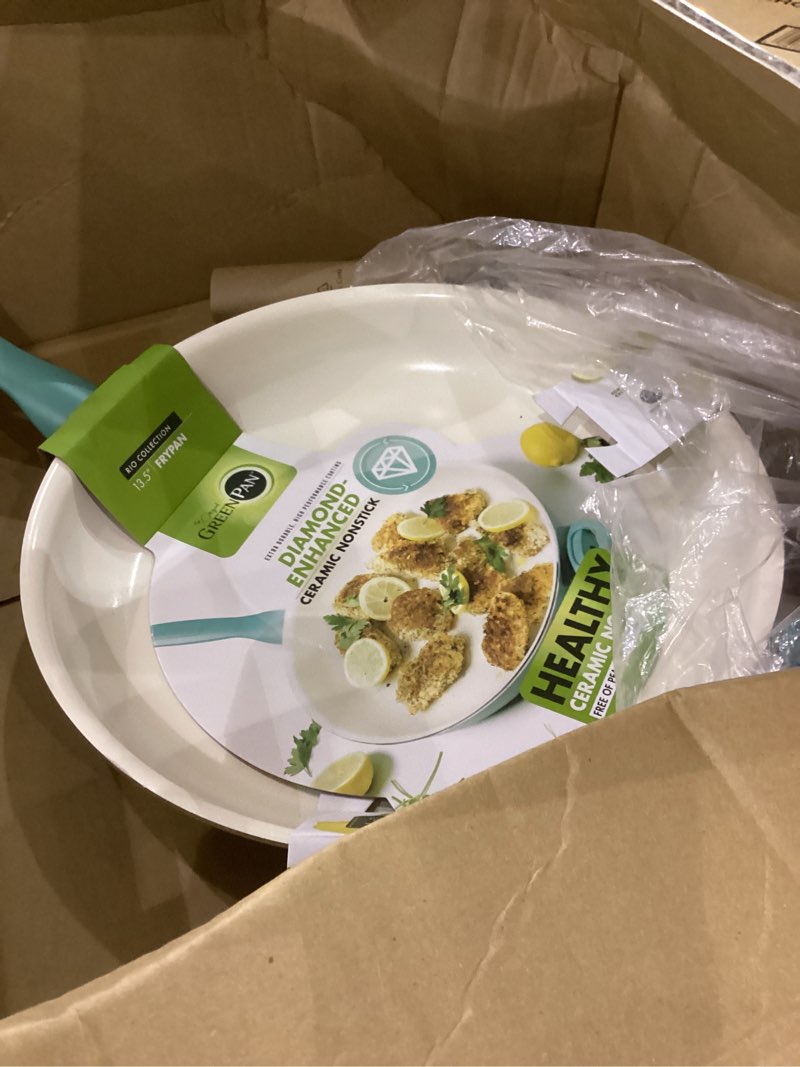 Condition photo showing Good Condition for GreenPan Rio Healthy Ceramic Nonstick 13.5" Frying Pan Skillet with Helper Handle, PFAS-Free, Dishwasher Safe, Turquoise 13.5" Frying Pan with Helper Handle Turquoise