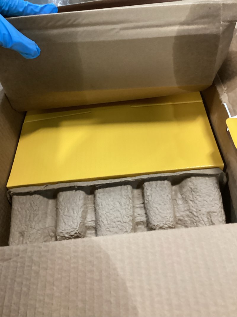 Condition photo showing Good Condition for GiGi Digital Paraffin Bath