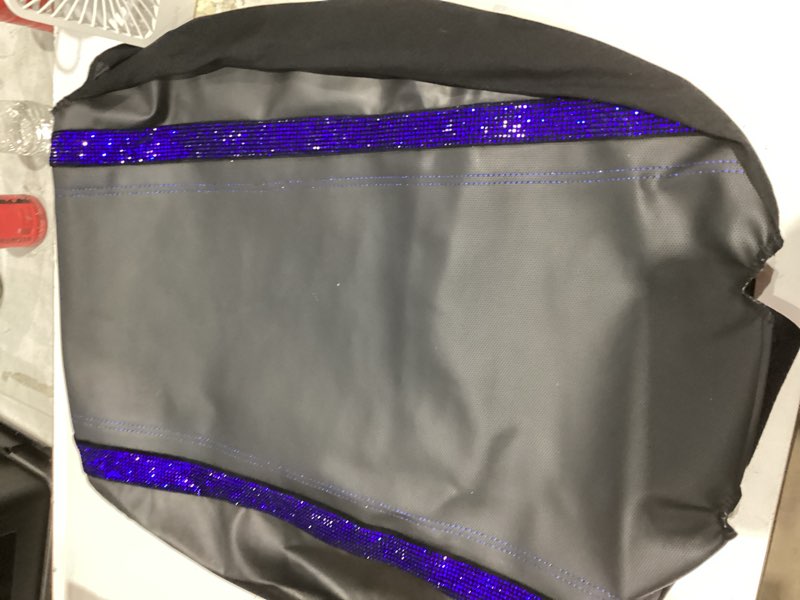 Condition photo showing Good Condition for car seat linings without measurements