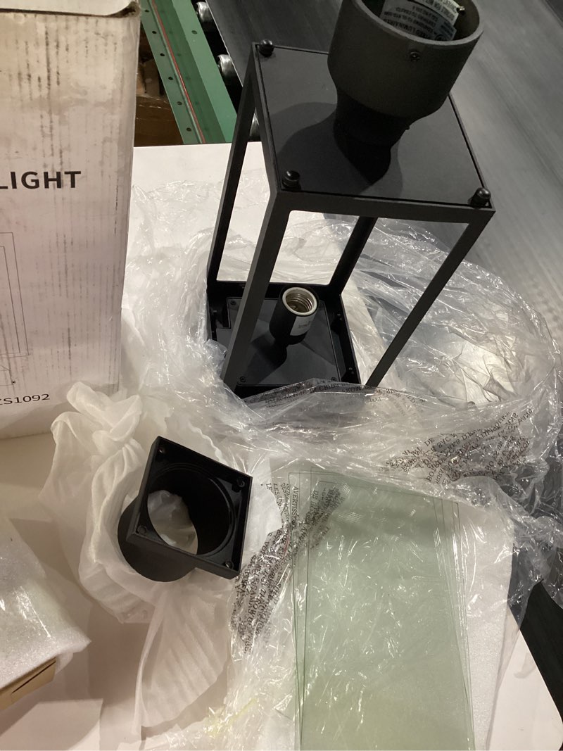  Outdoor solar post light model zs1092